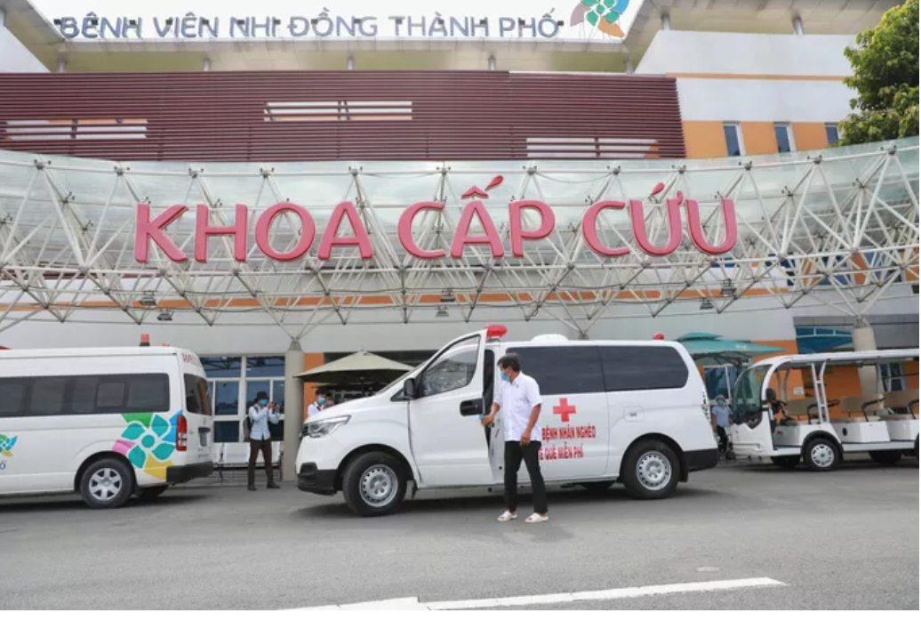 Ông[-]Đoàn[-]Ngọc[-]Hải[-]đưa[-]2[-]bà[-]cháu[-]neo[-]đơn[-]về[-]xứ[-]dừa[-]Bến[-]Tre[-]sau[-]chuyến[-]rong[-]ruổi[-]Bắc-Nam